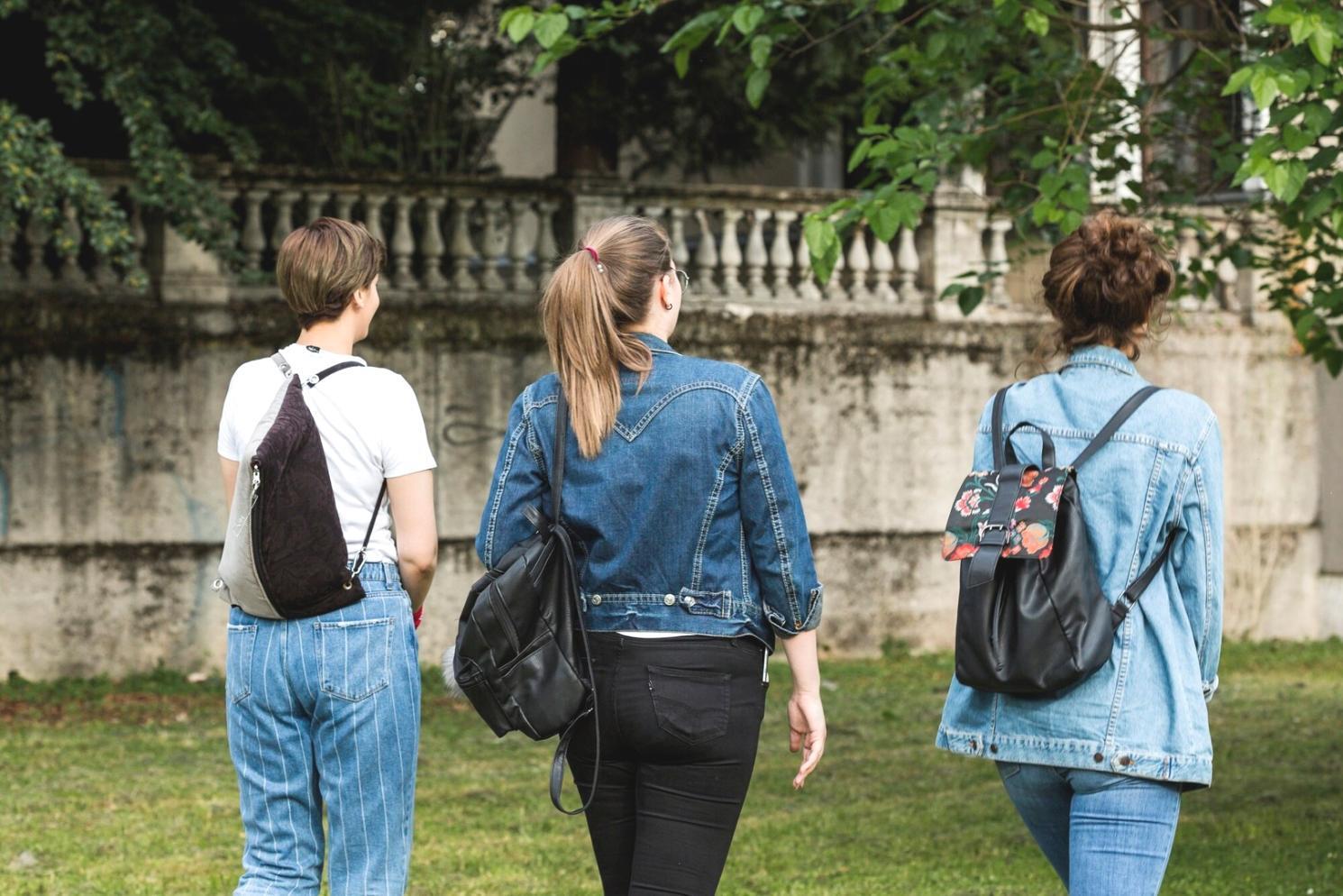 Test result analysis and issue documentation process for client reporting